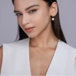 U shape Moissanite Gold vermeiled 925 silver necklace - Image 2