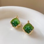 peridot stud earring